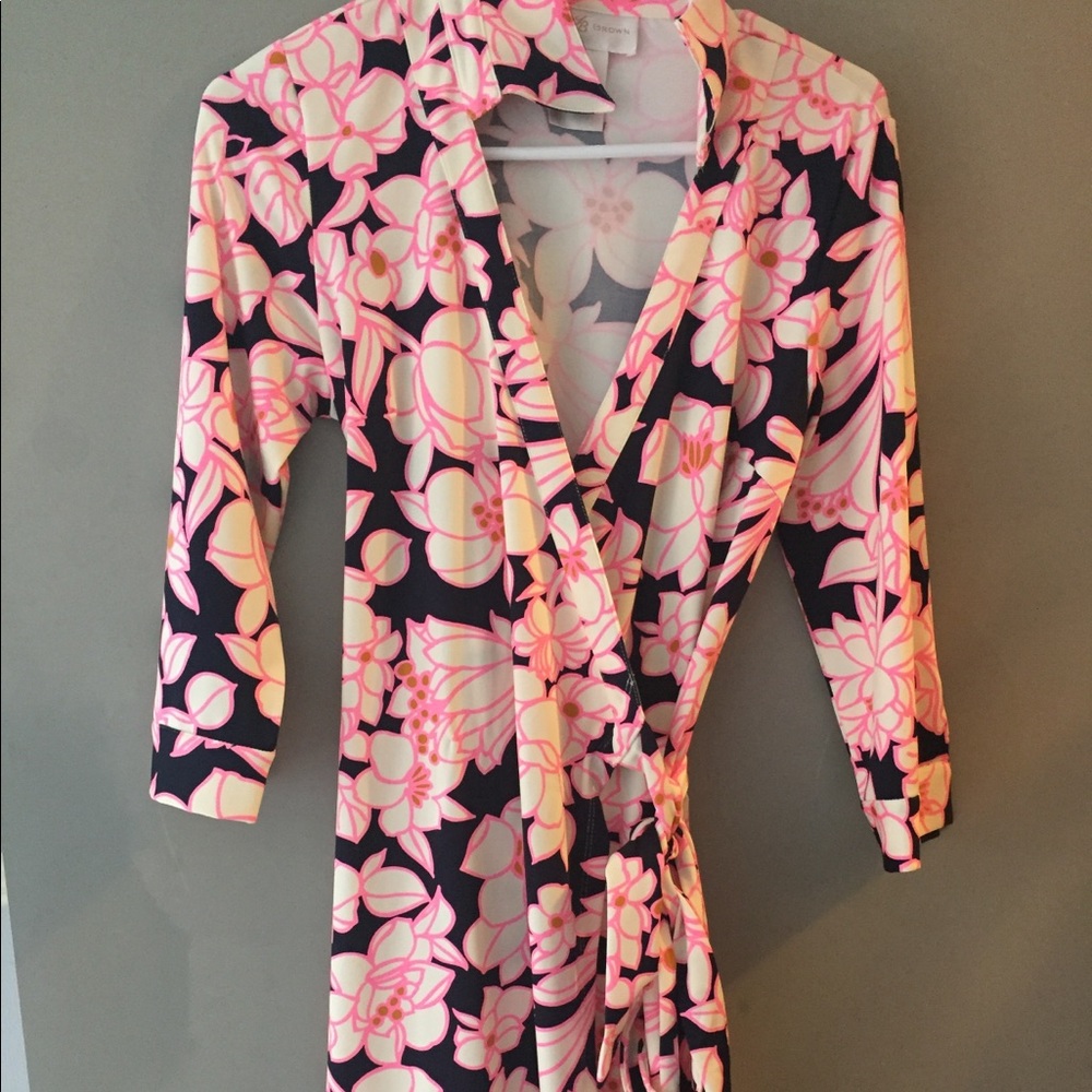 Bright pink & Navy floral wrap dress